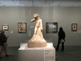 图5: “这和在普利司通美术馆看到的作品有不同的印象，让我觉得很不可思议。莫名其妙地让心里绷根弦，有既舒服又紧张的感觉。” 摄影：三浦笃
